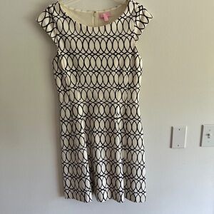 Any season-Lilly Pulitzer Geometric Navy & Cream Tailored Dress